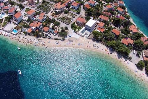 Apartments by the sea Cove Kalebova Luka Rogoznica - 15257 - main image