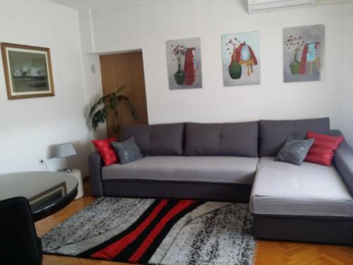 Apartments with a parking space Senj - 16008 