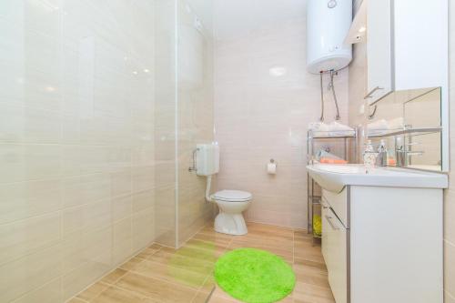 Apartments with WiFi Split - 16033, Split (photo 7)