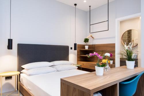 Rooms and Apartments Glossy 1