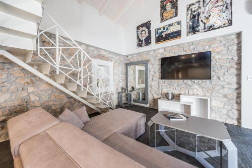 Alma Lofts 2
