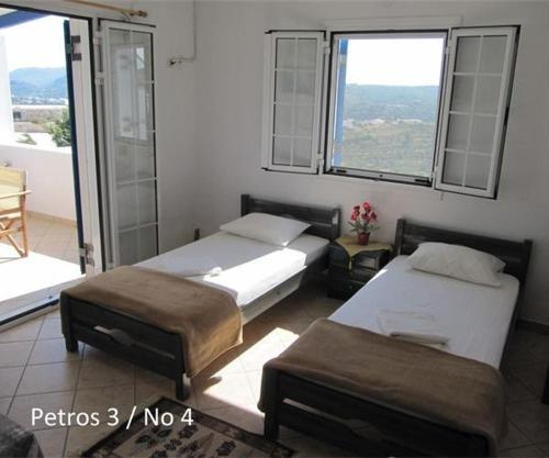  Petros Studios Kythera in Kýthira
