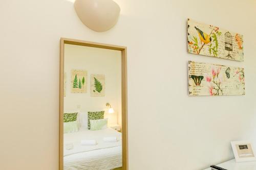 Double Room image 10