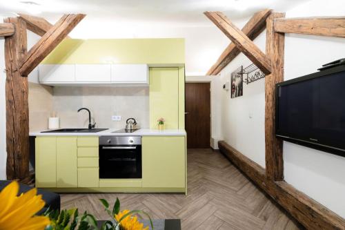 2 Nights Apartments - great location, right next to Main Rail and Bus Station, 10 min to Main Square by foot, Cracovie (photo 10)