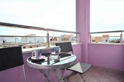 Apartments Bonsai Entire apartment (Podstrana) - Deals, Photos & Reviews