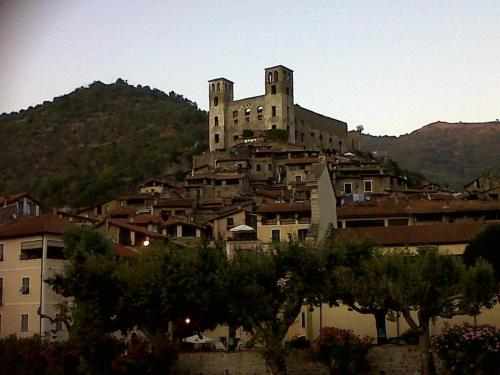  Poderi del Marchesato II, Pension in Dolceacqua