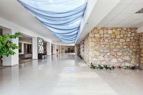 Hotel Kriopigi - main image