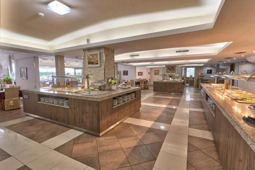 Hotel Golden Dune – Sunny Beach, WY