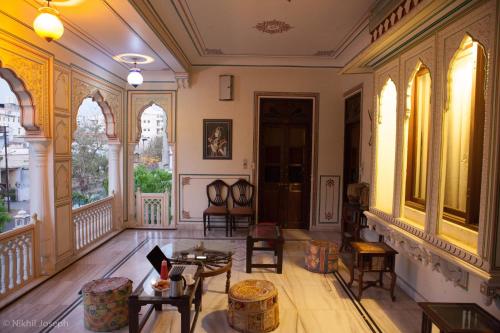 Krishna Palace - A Heritage Hotel