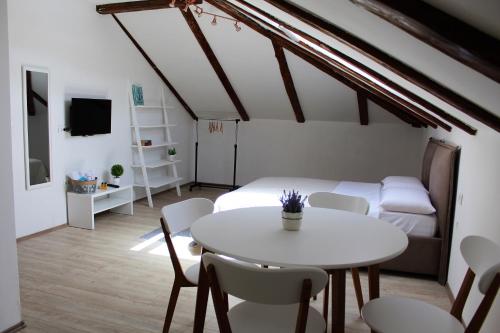 Apartmani Moon - image 11