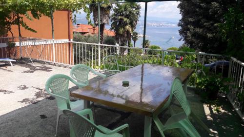 NEW Apartman Ziganto Z near the beach with terrace