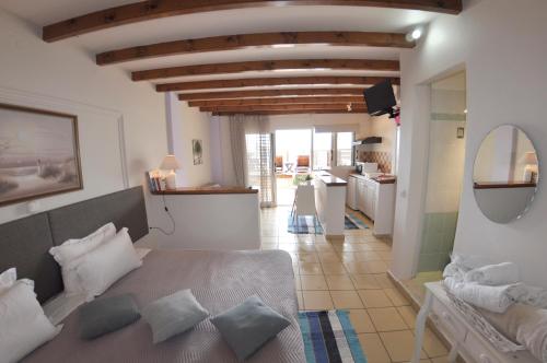 Tango Studios, Paleokastritsa (foto 6)