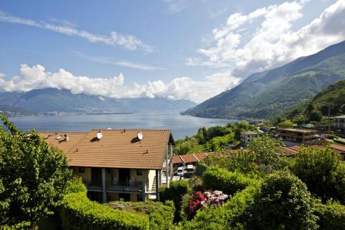  Appartamento Rosalia, Pension in Pino Lago Maggiore