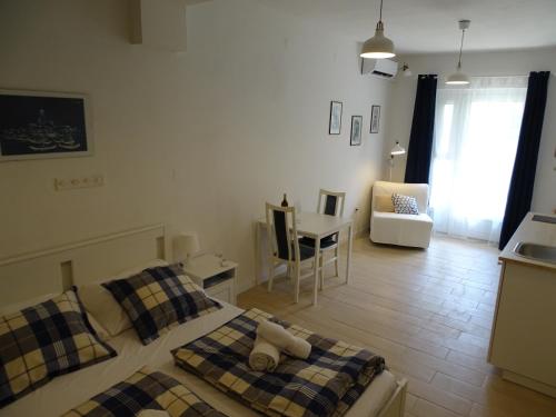 Job studio apartments, Split (photo 5)