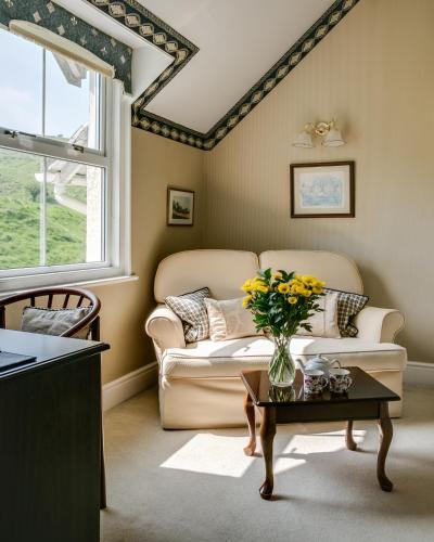 Cleeve Hill Hotel - image 9