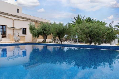 Swimmingpool, Momentum Resort in Castelvetrano