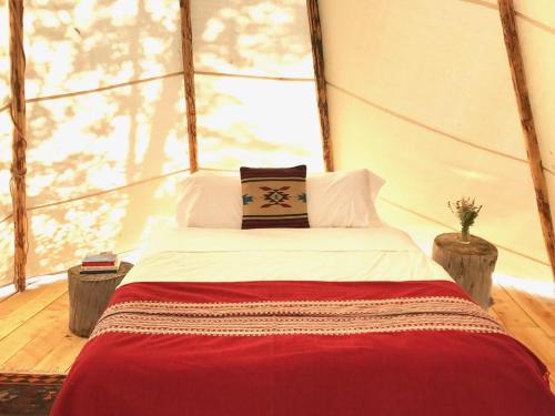 Tewa Glamping Tipi