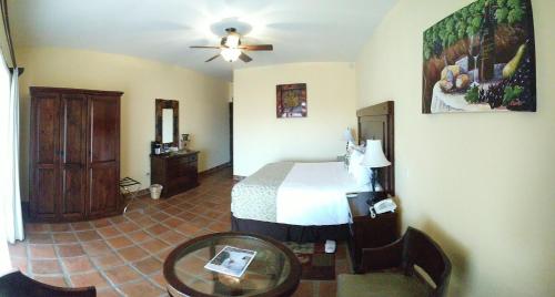 1 queen bed