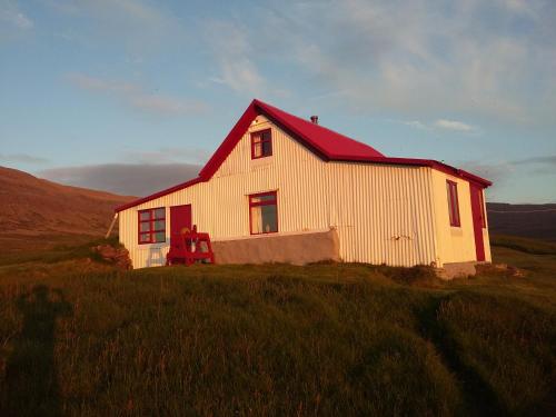 Bejárat, Hænuvik Cottages in Patreksfjordur