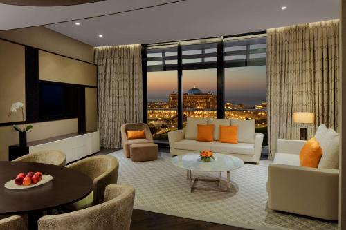 Grand Hyatt Abu Dhabi Hotel & Residences Emirates Pearl - image 5