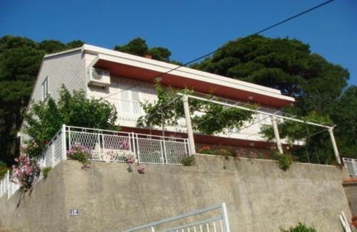 Apartments Lile 2