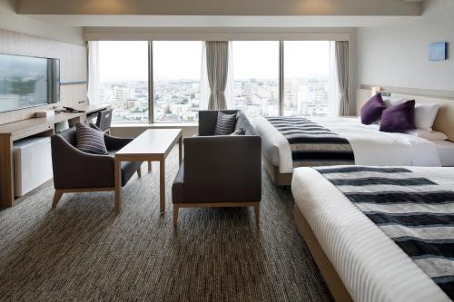 room detail thumbnail 1
