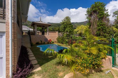 Beau Vallon Villa Chalets Seychelles