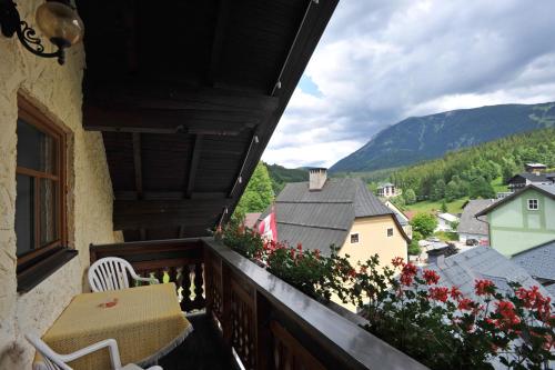 吉瑞徹維特酒店 (Gasthof Kirchenwirt) in 拉肯賀夫岩奧特舒耶