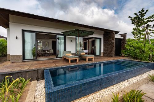 The Residence Bintan - Tap to explore photos
