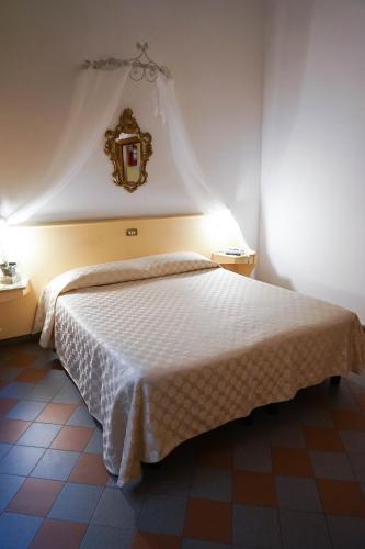 Piccolo Hotel Etruria - image 12