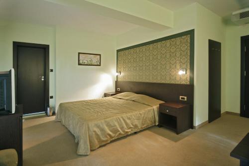 Hotel Dukov – Obzor, WY