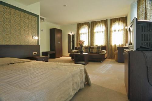 Hotel Dukov - image 11