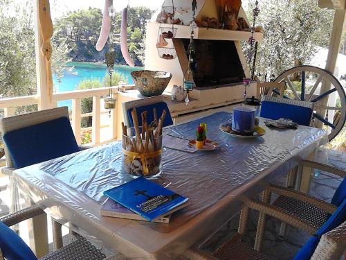 Odyssia near the Seaside - image 7