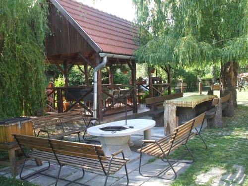  Simai vendégház in Sima