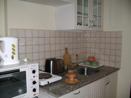 Two-Bedroom Apartment image 5