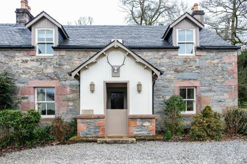 Luss Cottages at Loch Lomond Arms Hotel - image 4
