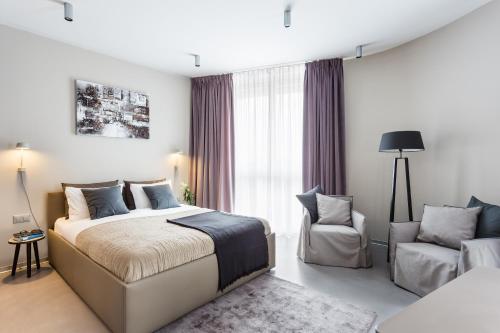 Senior Studio Apartment