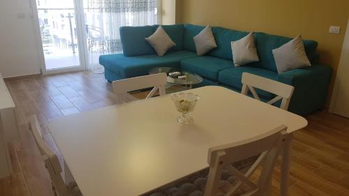 Shengjin - Helios Home