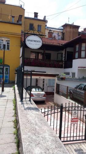 Aladin and Arabella Apartments - image 2