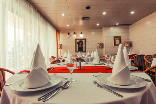 Étterem, Hotel Grand in Szarajevó