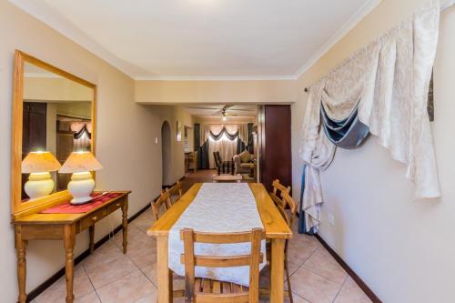 Ajee B&b - Paarl