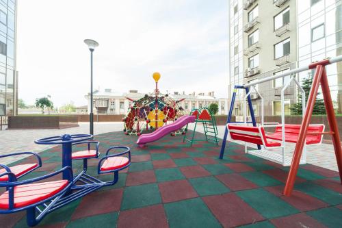 Vivmar - image 8