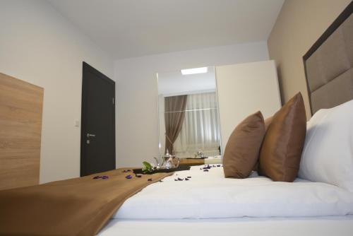Apart Hotel Family - image 2