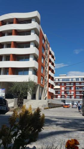 Shengjin - Helios Home - image 6
