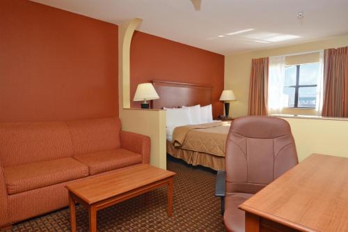 Econo Lodge Inn & Suites Little Rock SW in Little Rock, USA