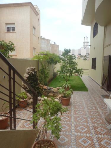 Garden, Maison d'hotes familiale "Dar Aboulanwar" in El Jadida