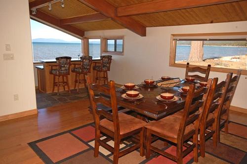 3819 Beach Road South Lake Tahoe (CA)