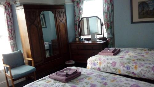 1 queen bed