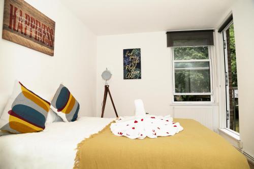 London Queen's - Arsenal