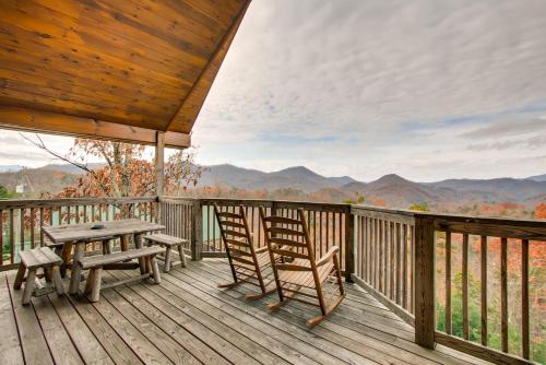 Cozy Haven Cabin - image 3